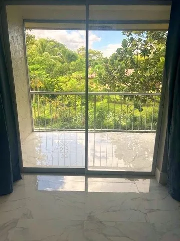 $2,000 | 10290 Northwest 36th Street, Unit 7, Coral Springs, FL 33065