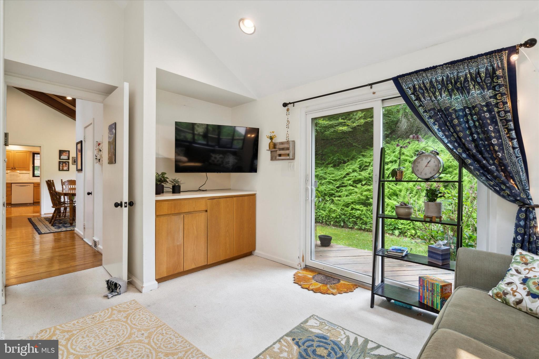 982 Dale Road Jenkintown, PA 19046 - Photo 24 of 36 Middle Level Sun Room.