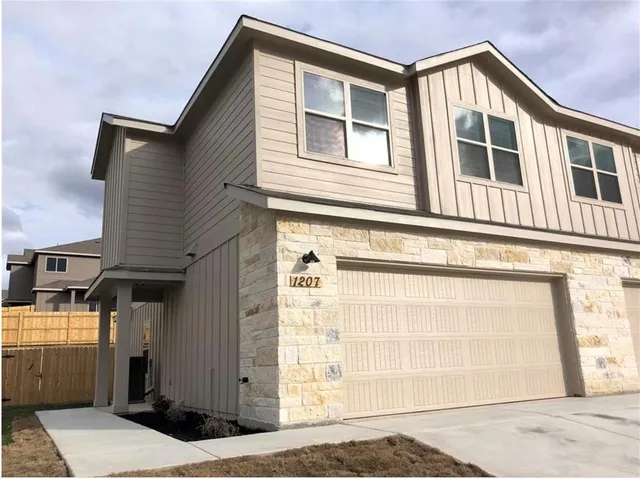 $1,600 | 1207 Garland Road, Georgetown, TX 78626