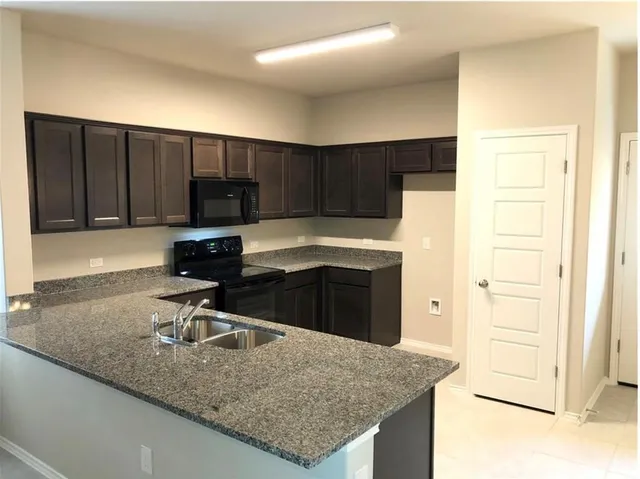 $1,600 | 1207 Garland Road, Georgetown, TX 78626