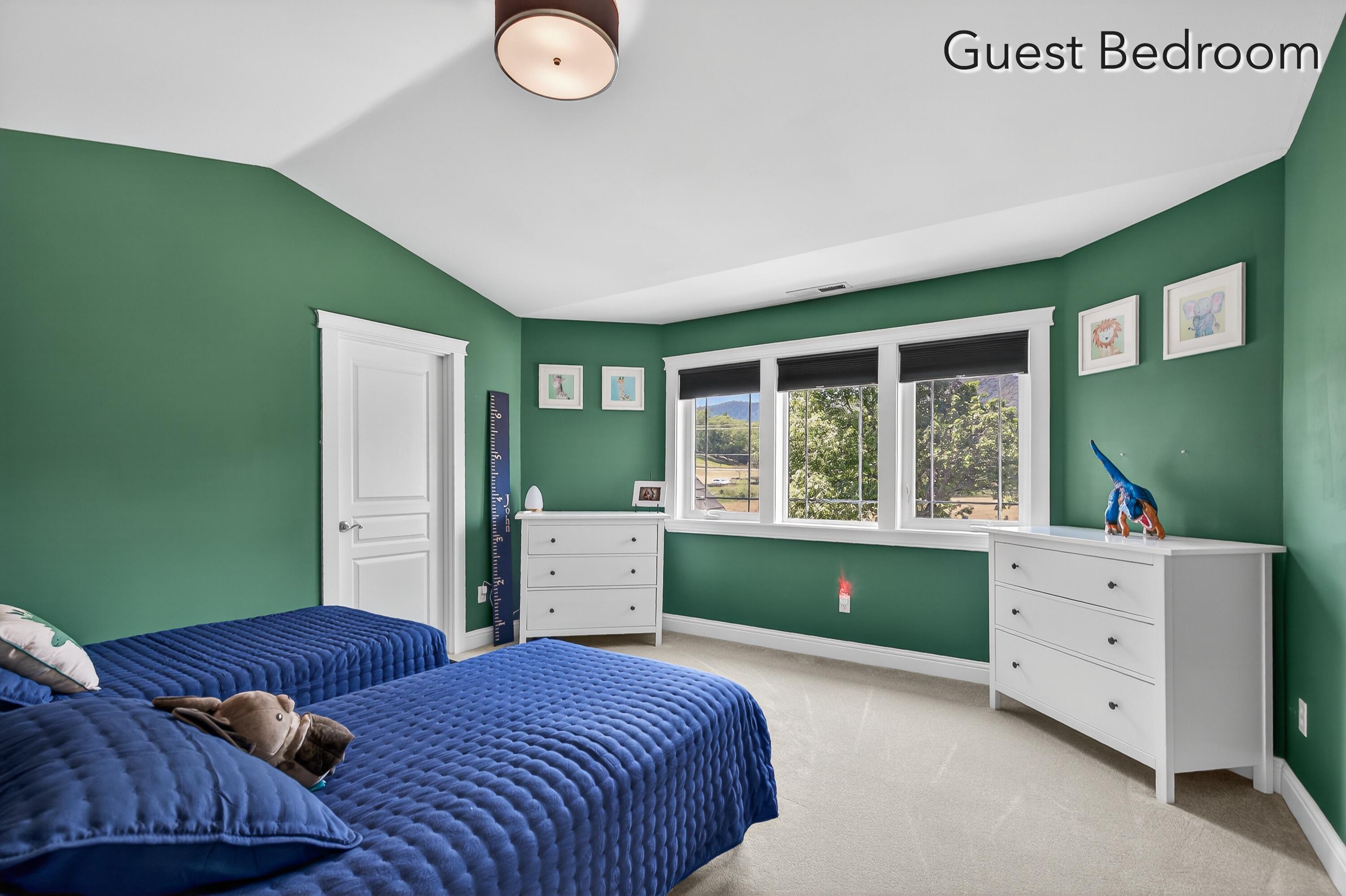 670 Old Stage Road Central Point, OR 97502 - Photo 23 of 79 9R9A7549