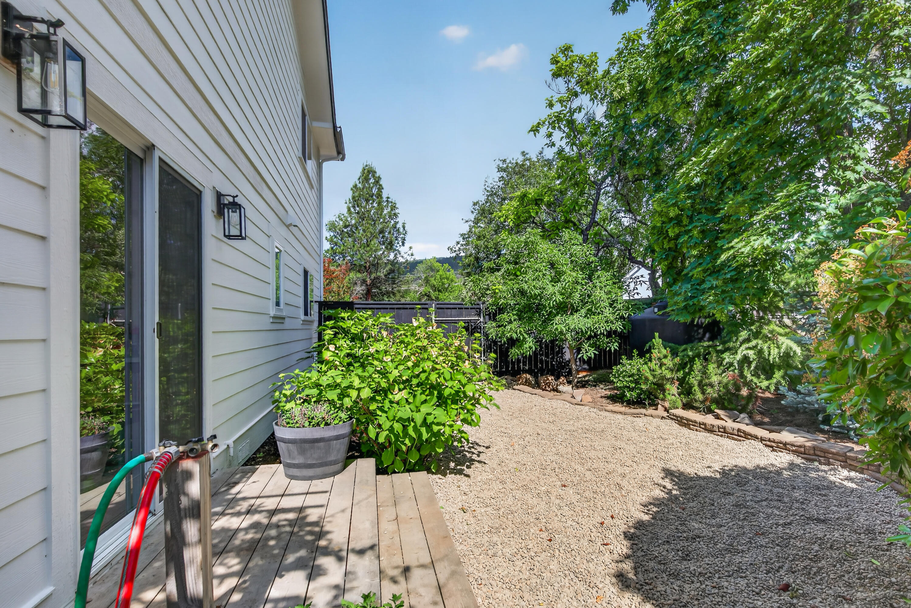 670 Old Stage Road Central Point, OR 97502 - Photo 42 of 79 9R9A7460