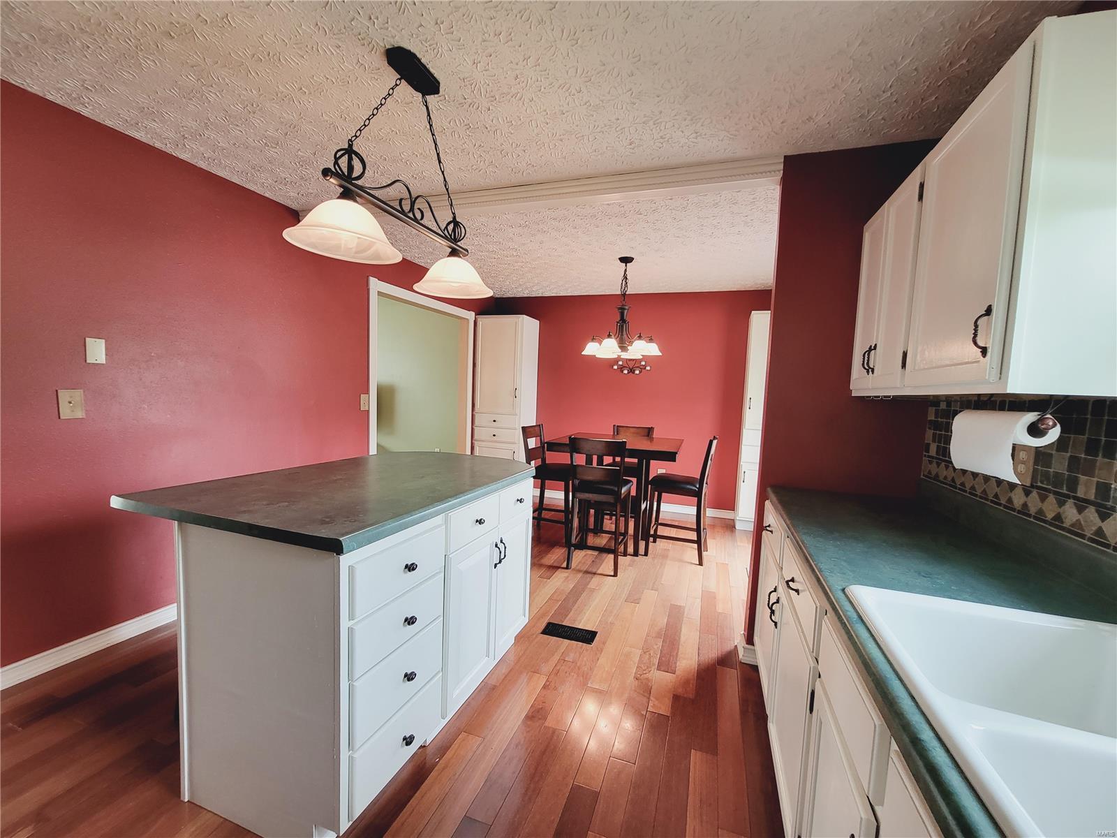 137 Ridge Drive Maryville, IL 62062 - Photo 14 of 45 Gallery Image 14