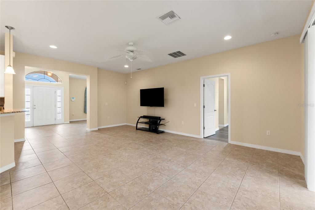 13589 Hunters Point Street Spring Hill, FL 34609 - Photo 28 of 45