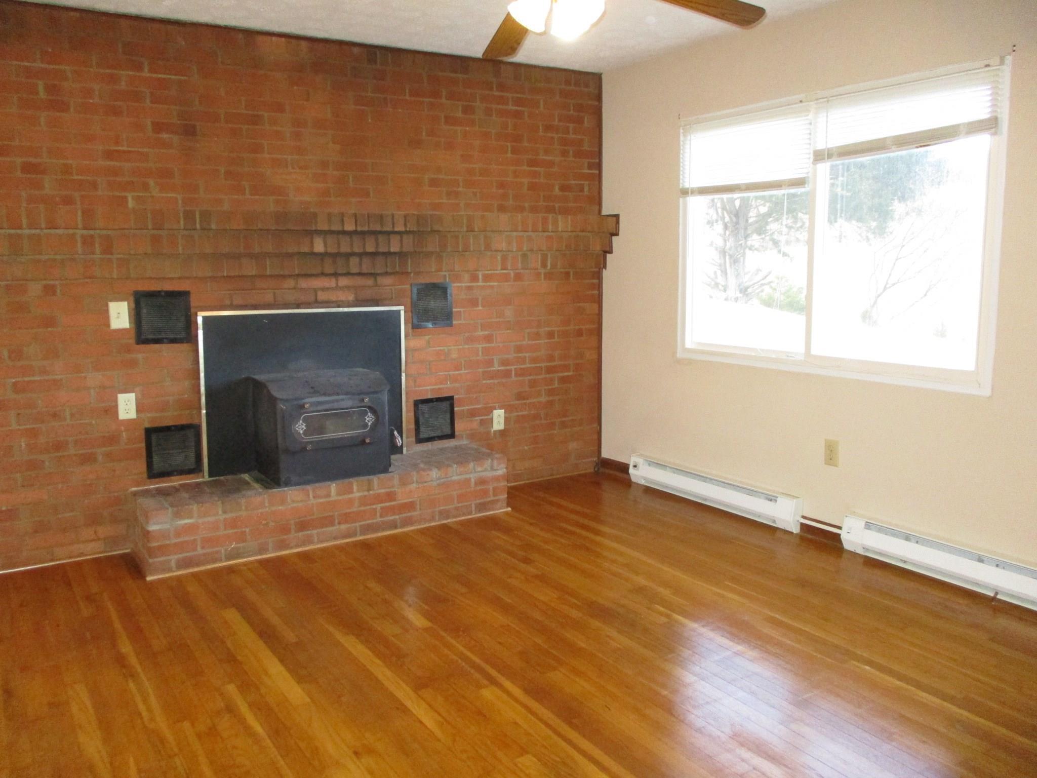 2146 Fire Tower Road Christiansburg, VA 24073 - Photo 5 of 26 Gallery Image 5