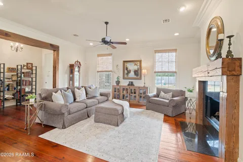 $699,999 | 102 Marble Creek Cove, Lafayette, LA 70508