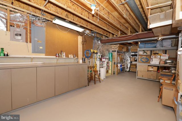 $1,100,000 | 9406 Meadow Crossing Way, Fairfax Station, VA 22039