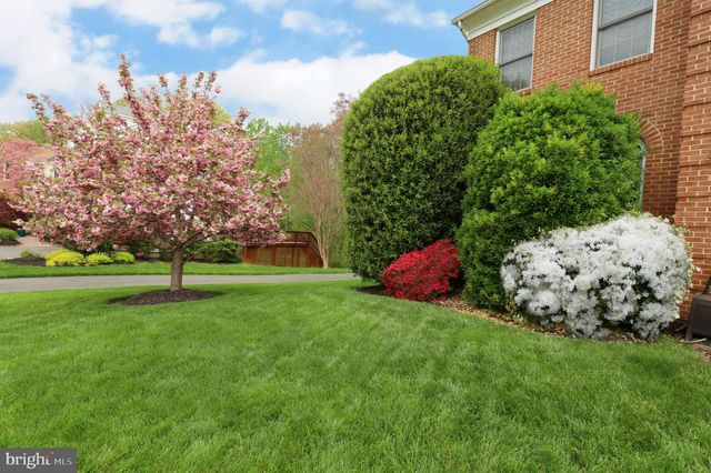 $1,100,000 | 9406 Meadow Crossing Way, Fairfax Station, VA 22039