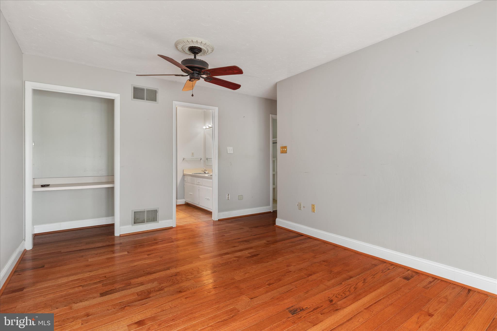 263 Bowling Green Road Front Royal, VA 22630 - Photo 6 of 75 wooden floor in an empty room