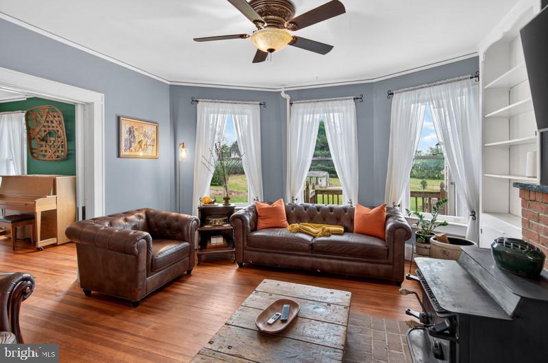 4331 Black Rock Road Upperco, MD 21155 - Photo 11 of 68 LIVING RM