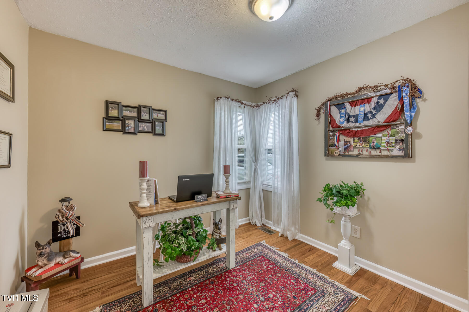 916 Clark Street Bristol, VA 24201 - Photo 14 of 34 916 Clark St-5