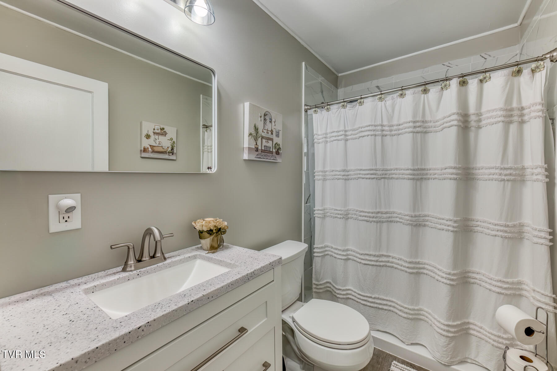 916 Clark Street Bristol, VA 24201 - Photo 16 of 34 916 Clark St-7