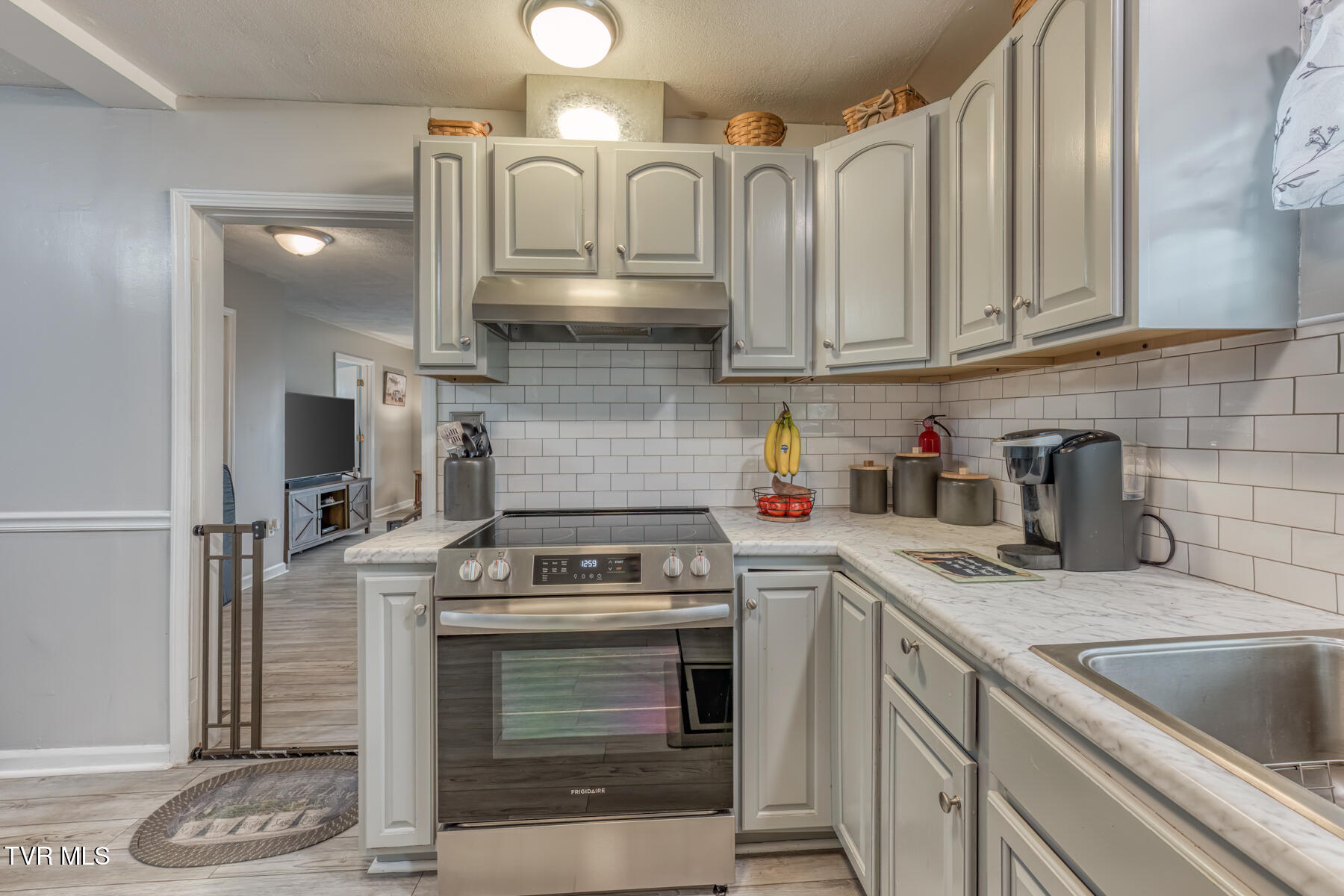 916 Clark Street Bristol, VA 24201 - Photo 24 of 34 916 Clark St-15