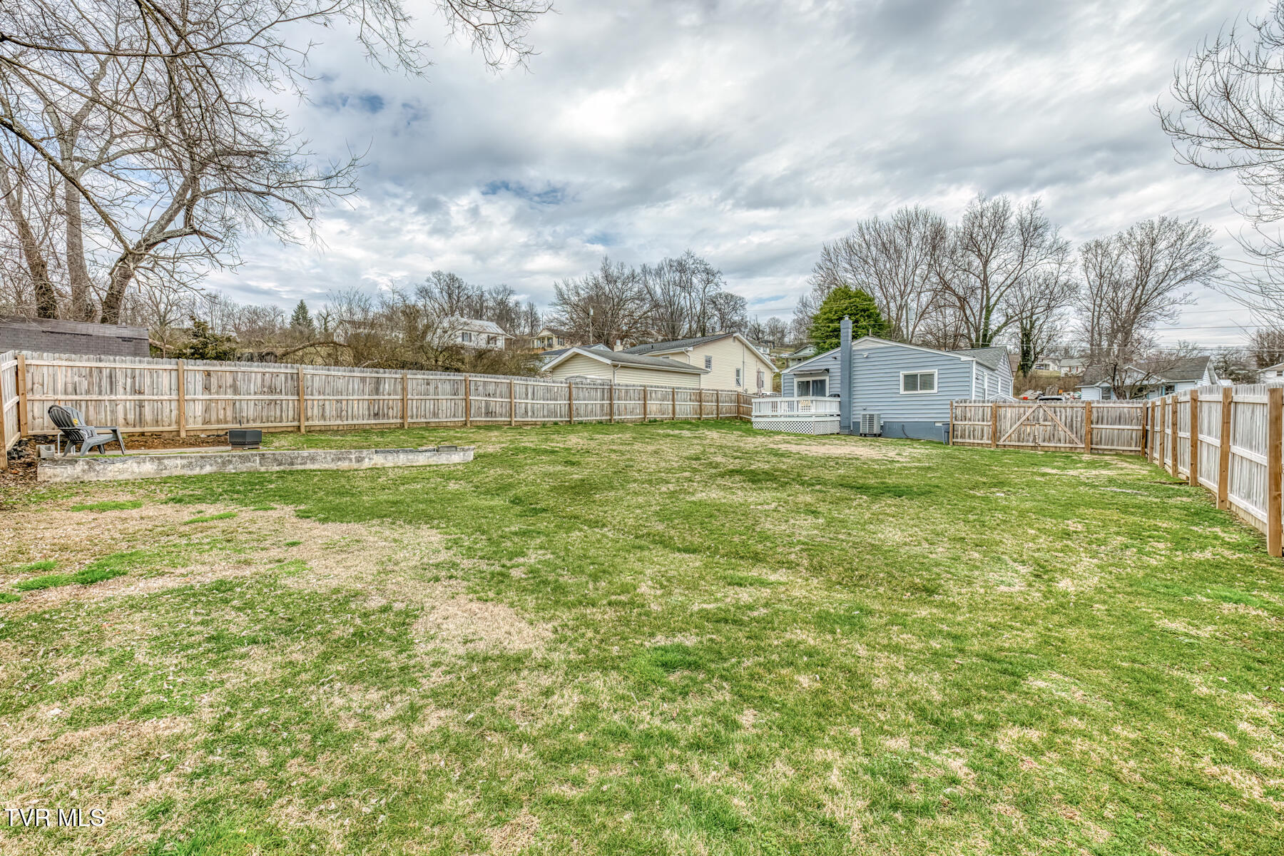 916 Clark Street Bristol, VA 24201 - Photo 5 of 34 916 Clark St-29