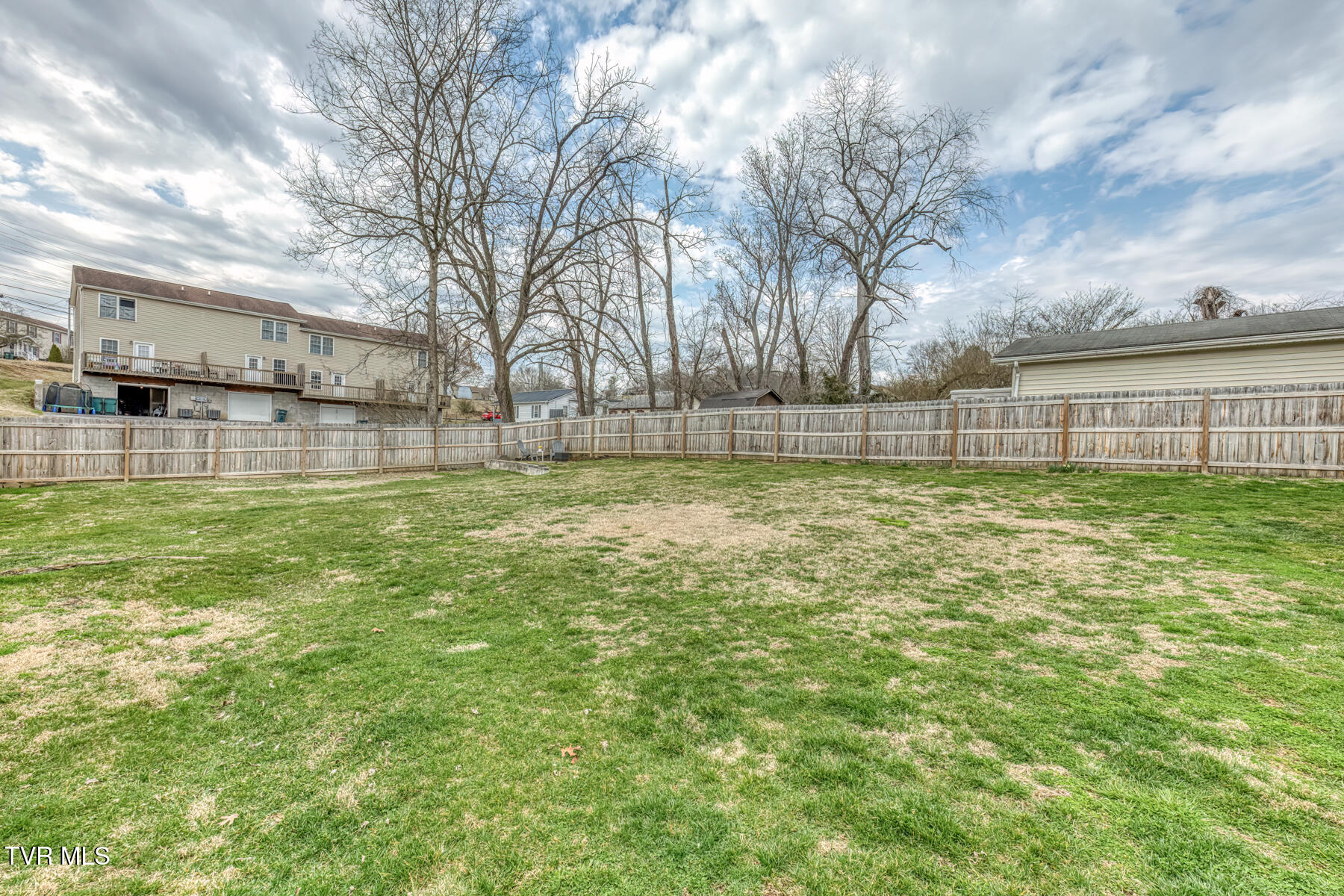 916 Clark Street Bristol, VA 24201 - Photo 7 of 34 916 Clark St-28