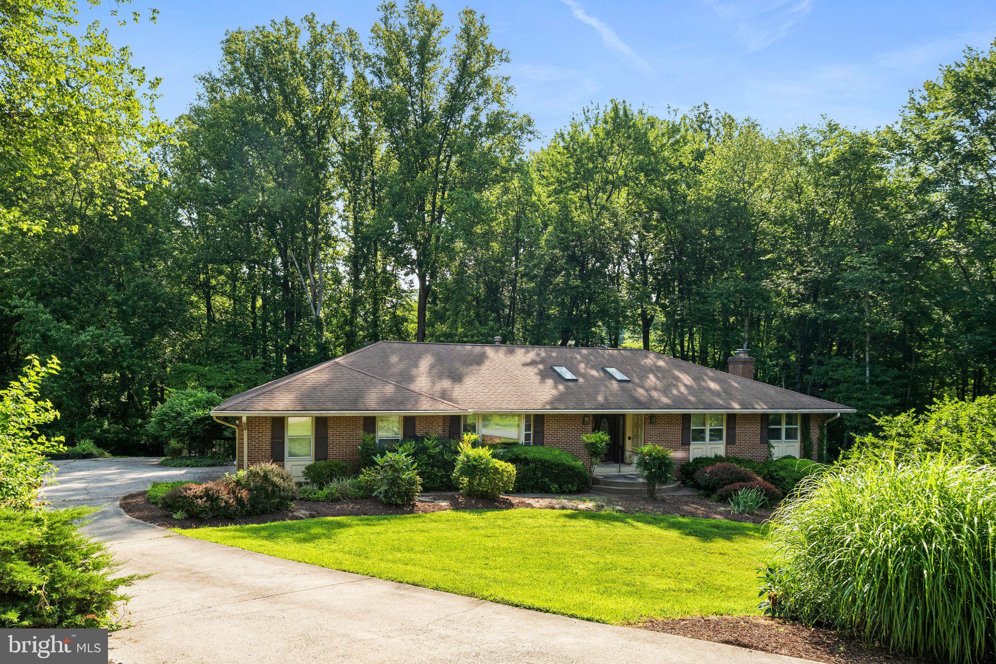 12104 Vale Road Oakton, VA 22124 - Photo 8 of 15