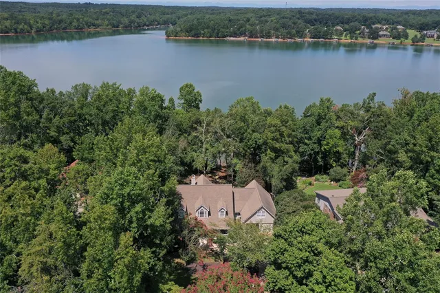 $999,900 | 1310 Hunters Trail, Anderson, SC 29625
