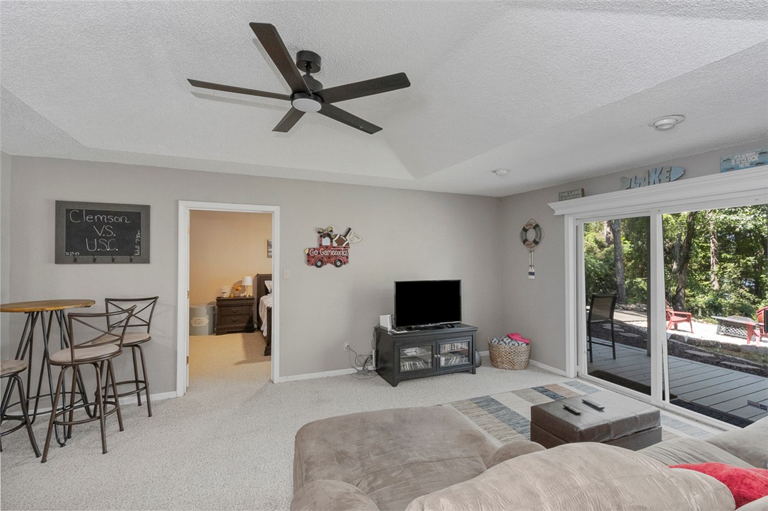 1310 Hunters Trail Anderson, SC 29625 - Photo 36 of 49