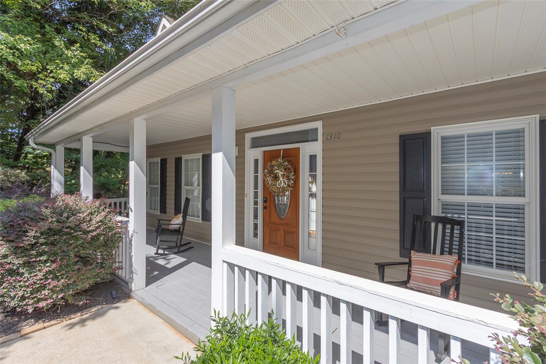 1310 Hunters Trail Anderson, SC 29625 - Photo 6 of 49