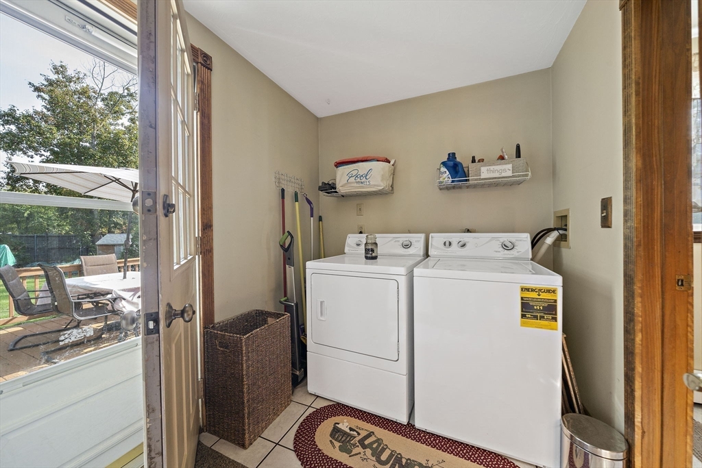 164 Hancock Street Abington, MA 02351 - Photo 13 of 42 a utility room with dryer and washer