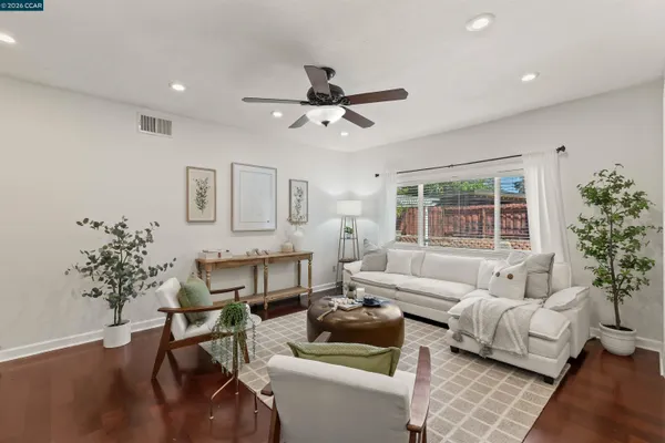 $1,299,000 | 1724 Carriage Drive, Walnut Creek, CA 94598