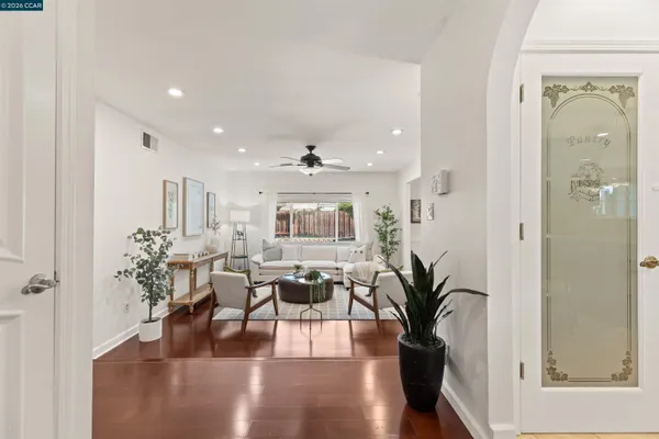 $1,299,000 | 1724 Carriage Drive, Walnut Creek, CA 94598