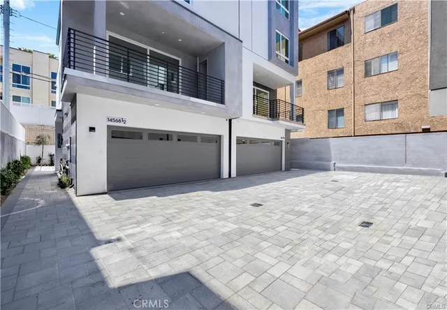 $6,500 | 14570 1/2 Dickens Street, Sherman Oaks, CA 91403