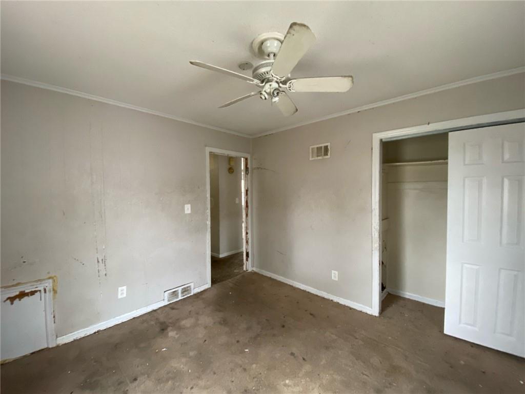 9001 East 75th Street Raytown, MO 64138 - Photo 6 of 7