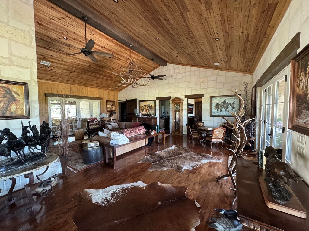 772 Luckenbach Road Fredericksburg, TX 78624 - Photo 13 of 87