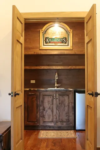 $2,995,000 | 772 Luckenbach Road, Fredericksburg, TX 78624