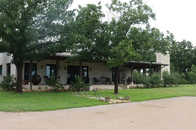 $2,995,000 | 772 Luckenbach Road, Fredericksburg, TX 78624