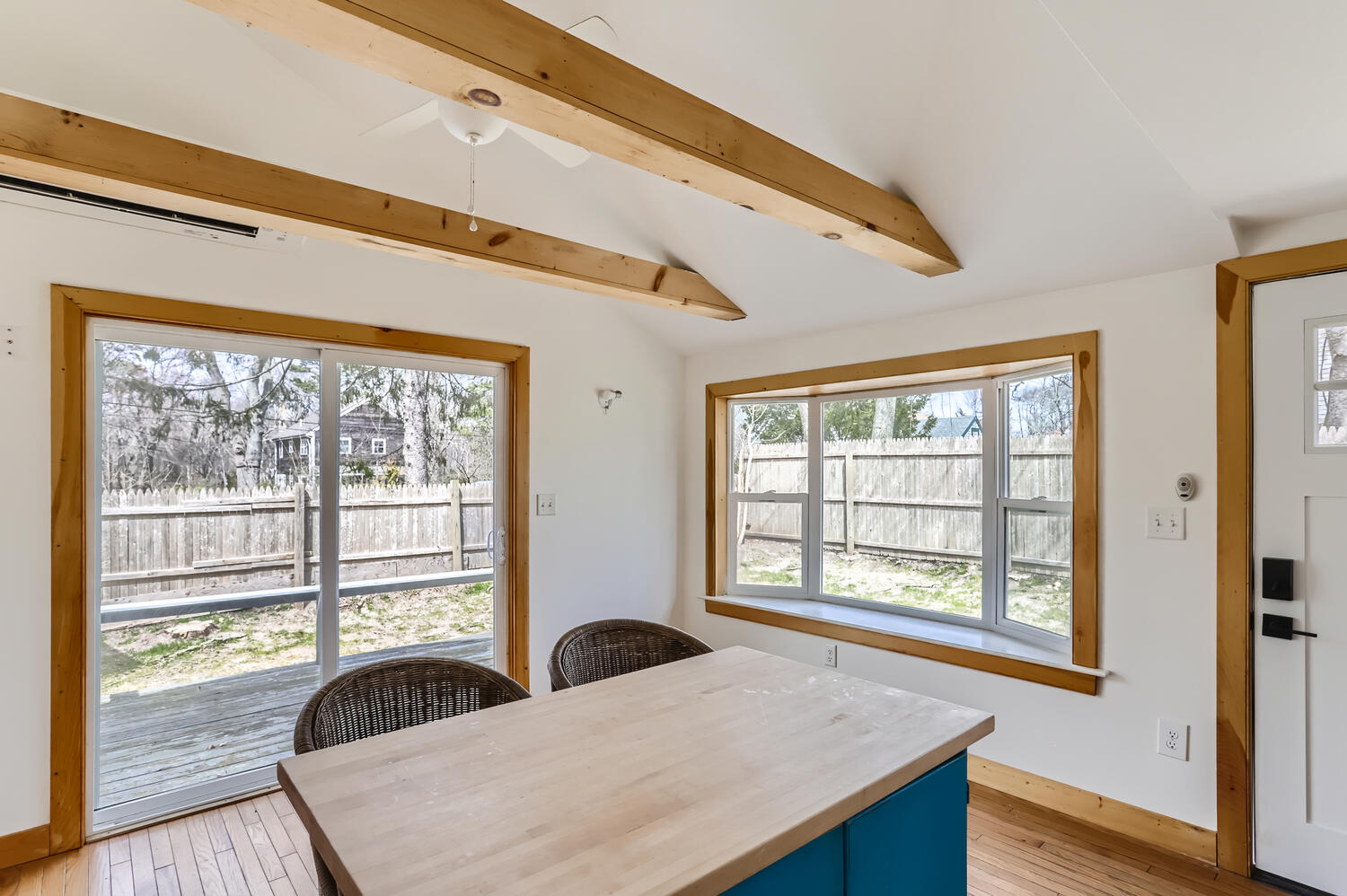 95 Summer Street Vineyard Haven, MA 02568 - Photo 23 of 23 a living room with furniture and a large window