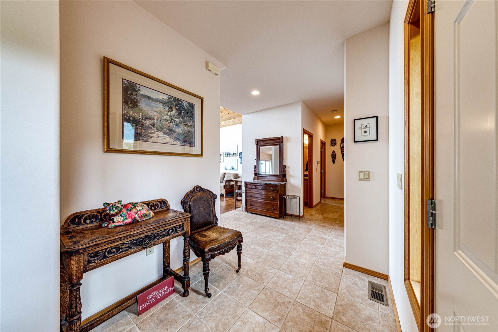 273 Harbor Heights Road Port Angeles, WA 98362 - Photo 7 of 40 a view of a livingroom with furniture and an entryway