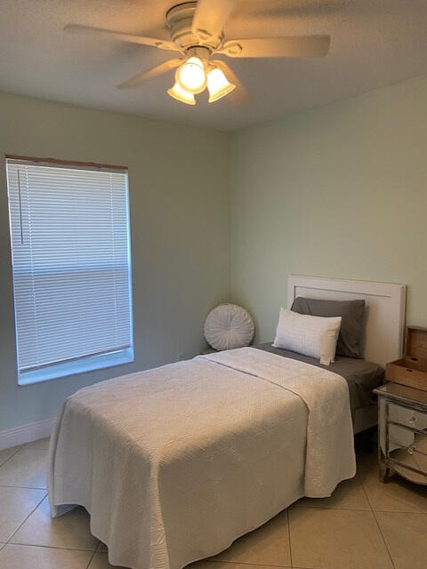 2757 Hypoluxo Road Lantana, FL 33462 - Photo 13 of 15 11