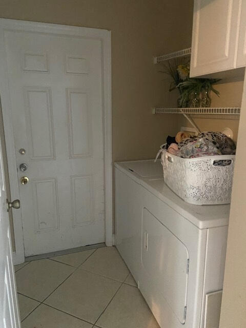 2757 Hypoluxo Road Lantana, FL 33462 - Photo 14 of 15 12