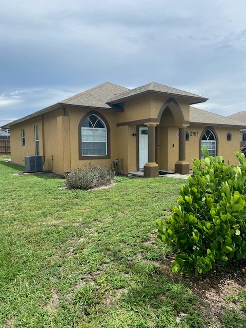 2757 Hypoluxo Road Lantana, FL 33462 - Photo 2 of 15 01