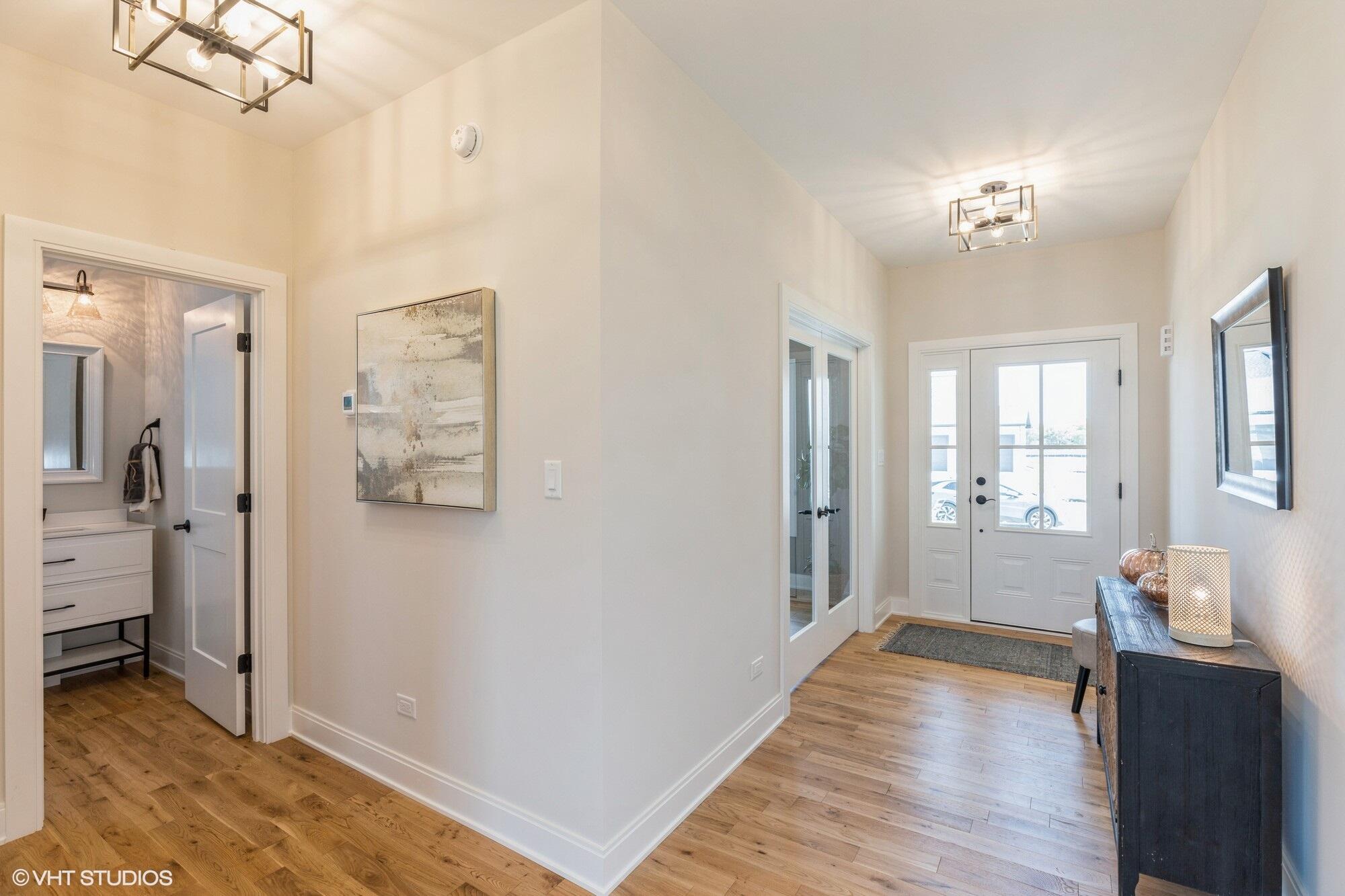 1317 77th Place Merrillville, IN 46410 - Photo 12 of 31 2000x1333