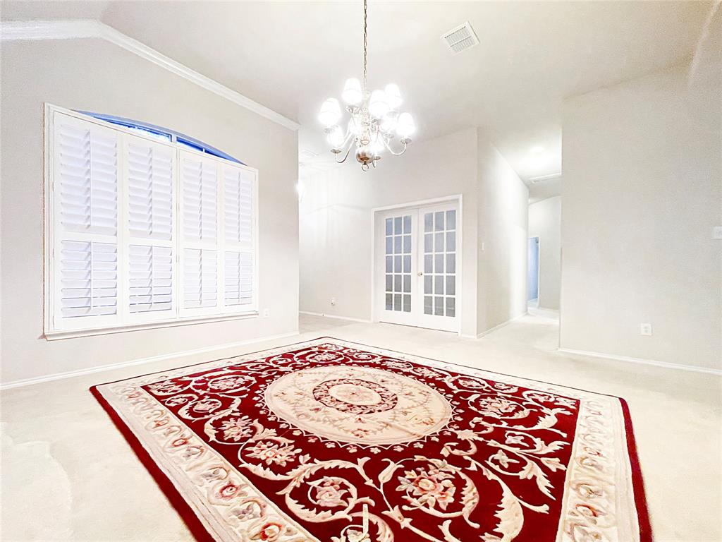 2712 Hereford Road Denton, TX 76210 - Photo 9 of 36