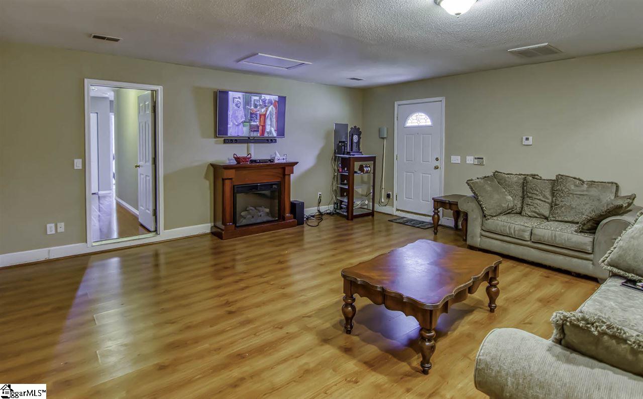 180 Sheriff Mill Road Easley, SC 29642 - Photo 3 of 33 Gallery Image 3