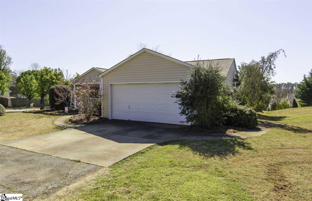 180 Sheriff Mill Road Easley, SC 29642 - Photo 8 of 33 Gallery Image 8