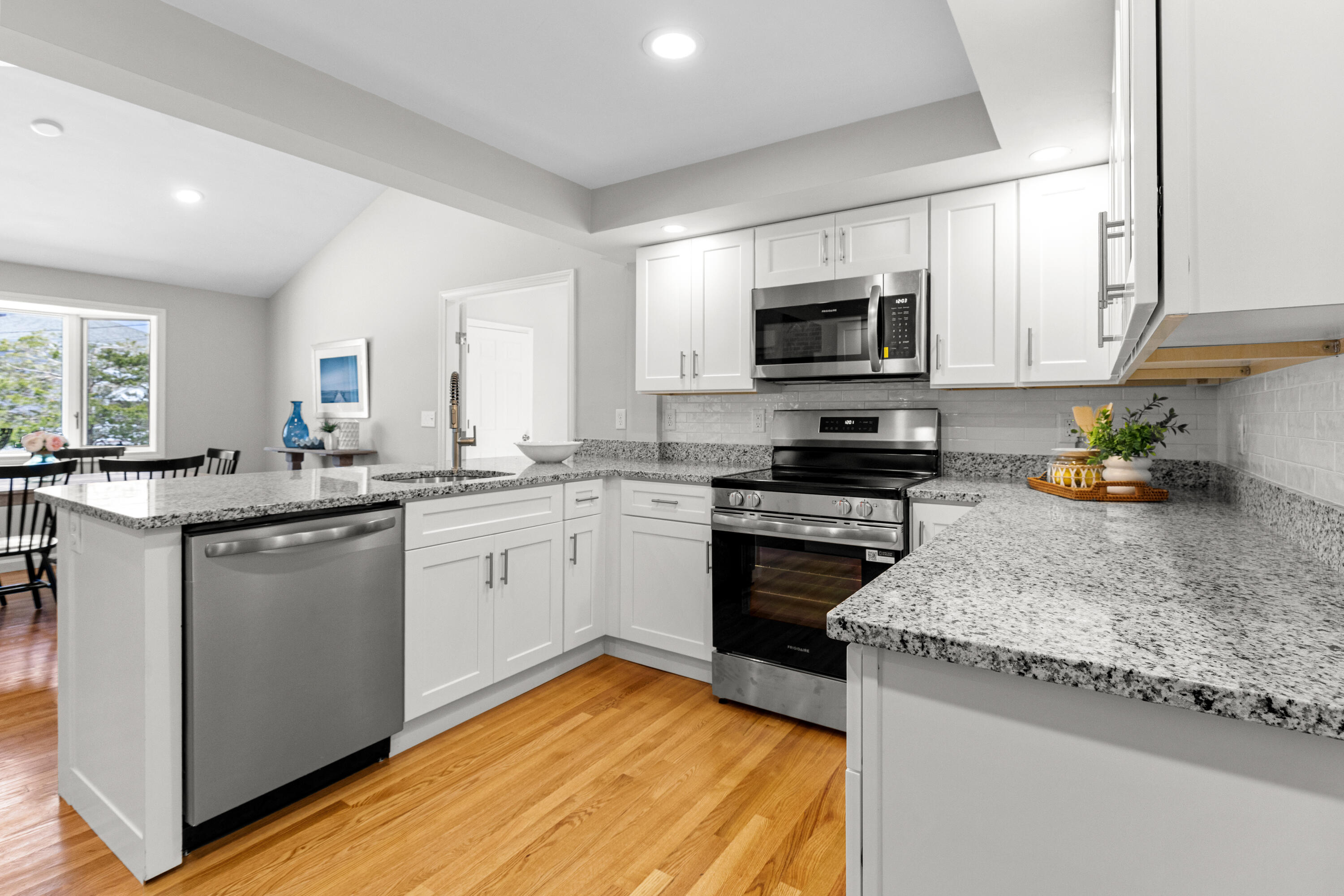 5 Bell Road, Unit 5 Bourne, MA 02532 - Photo 12 of 29 5P6A0182