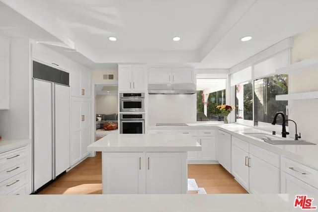 $2,500,000 | 22241 Alizondo Drive, Woodland Hills, CA 91364