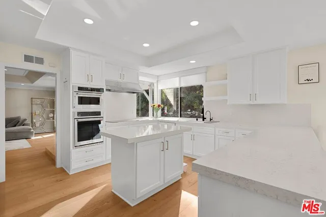 $2,500,000 | 22241 Alizondo Drive, Woodland Hills, CA 91364