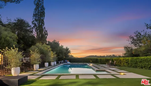 $2,500,000 | 22241 Alizondo Drive, Woodland Hills, CA 91364