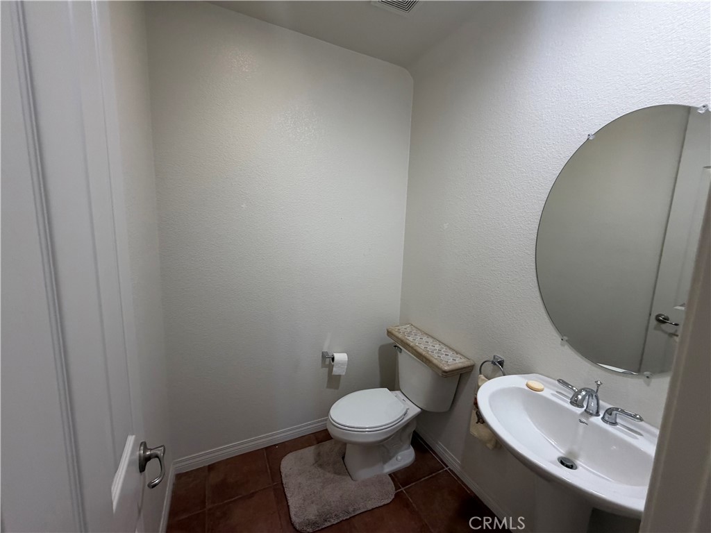 39161 Shree Road Temecula, CA 92591 - Photo 9 of 21 Gallery Image 9