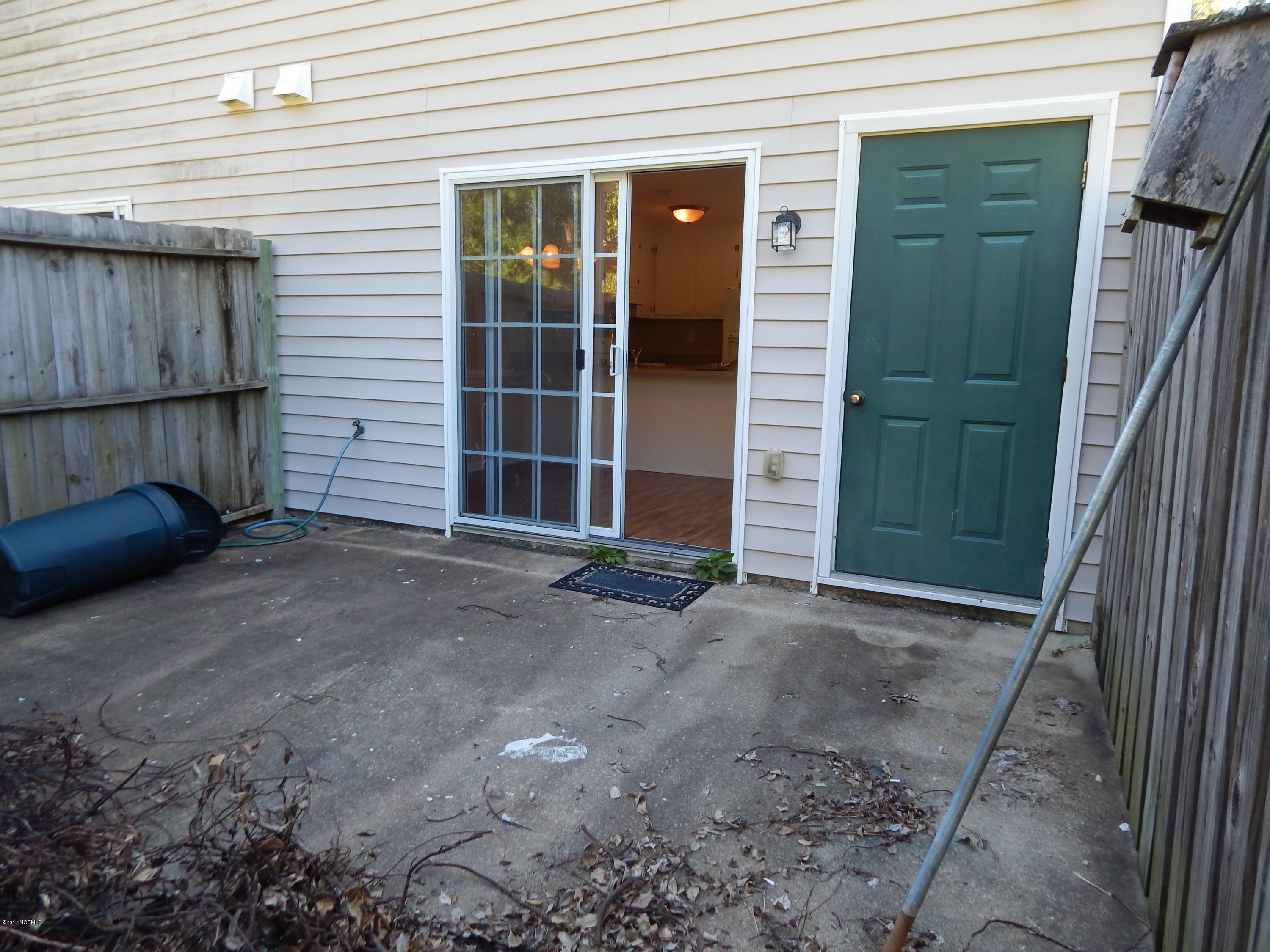 440 Lake Road, Unit A Greenville, NC 27834 - Photo 12 of 15 Patio
