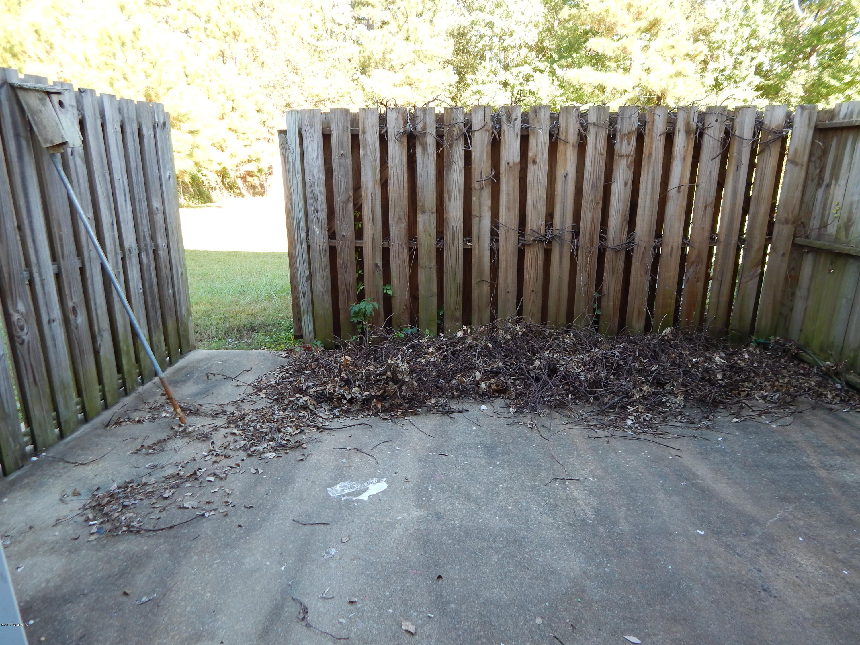 440 Lake Road, Unit A Greenville, NC 27834 - Photo 13 of 15 Patio