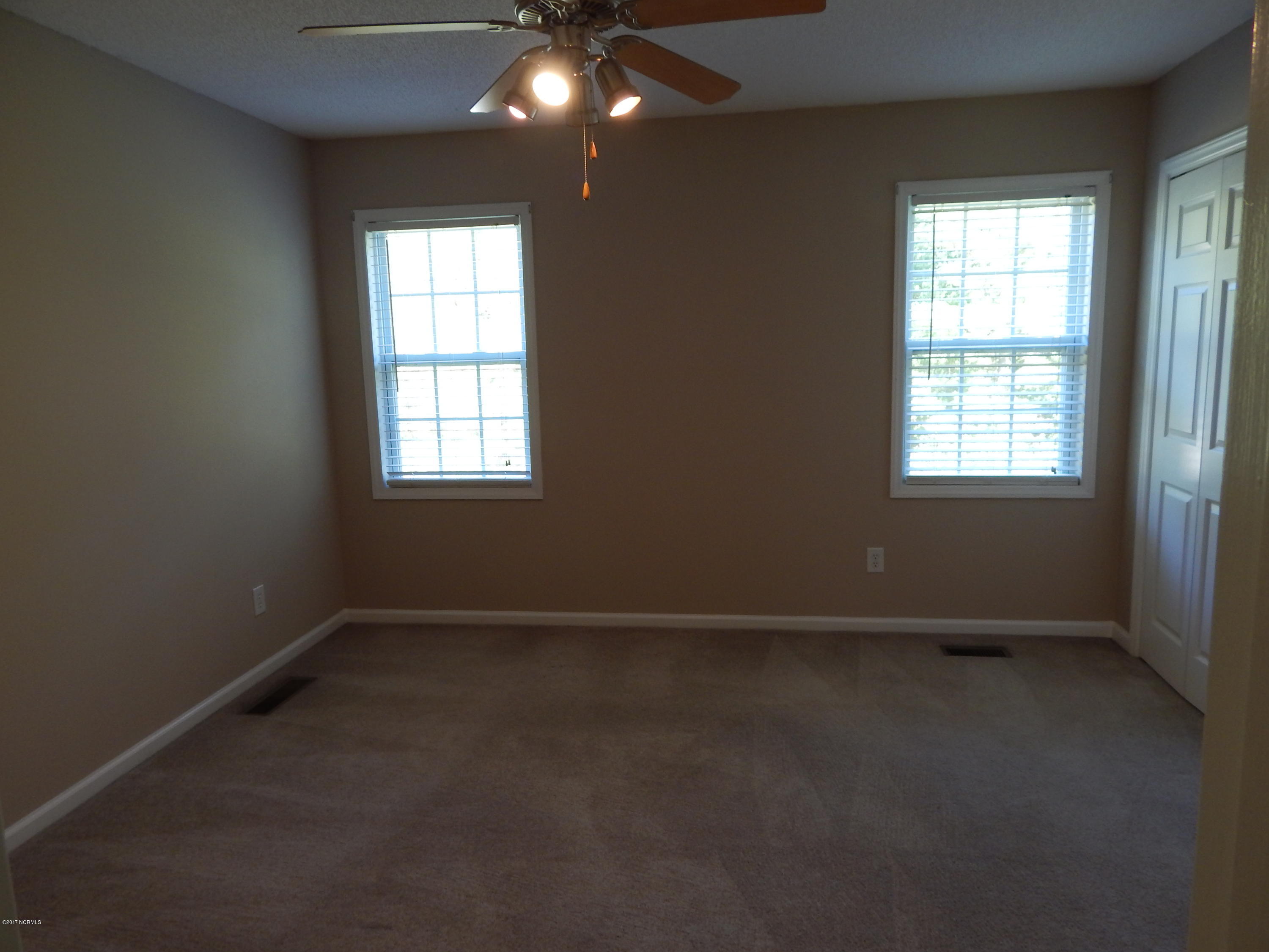 440 Lake Road, Unit A Greenville, NC 27834 - Photo 8 of 15 Bedroom 1