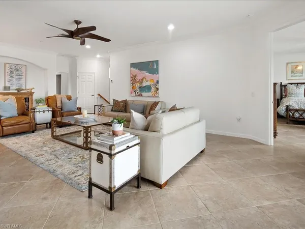 $10,000 | 9476 Napoli Lane, Unit 202, Naples, FL 34113