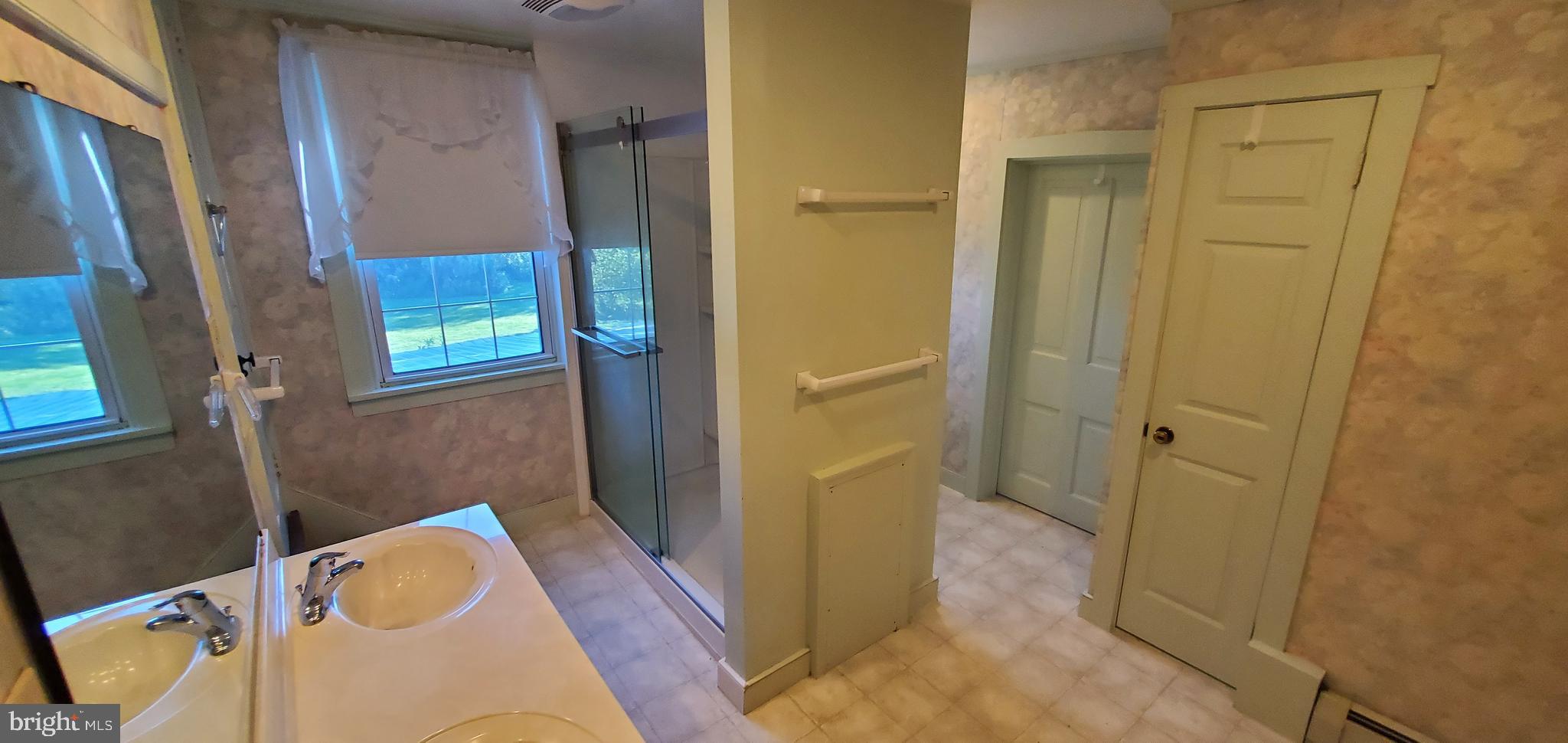 1076 Gypsy Hill Road Lancaster, PA 17602 - Photo 33 of 38 Gallery Image 33